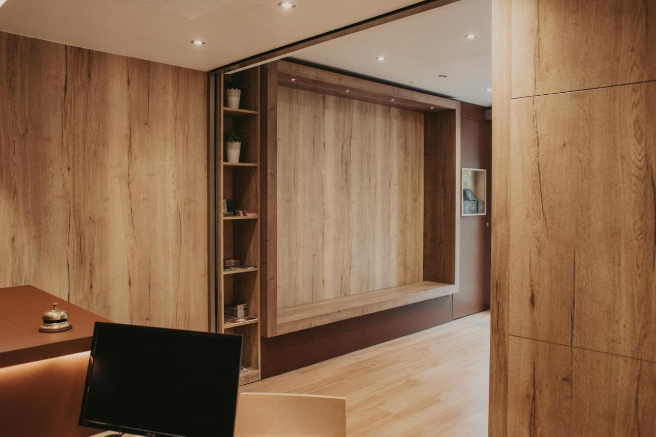 La Trobada Hotel Boutique Рипол Екстериор снимка