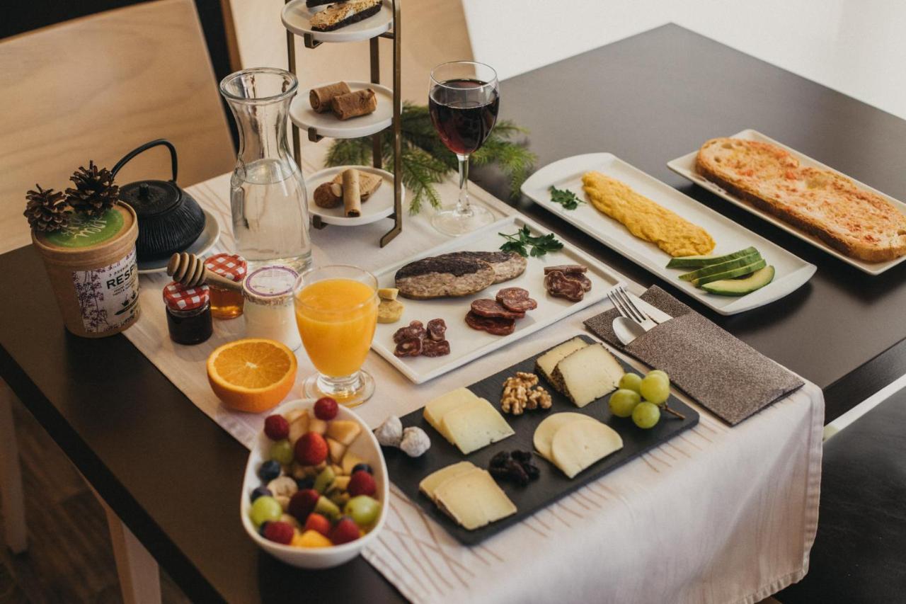 La Trobada Hotel Boutique Рипол Екстериор снимка