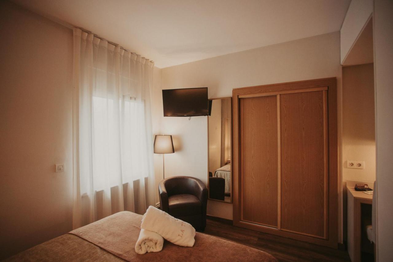 La Trobada Hotel Boutique Рипол Екстериор снимка
