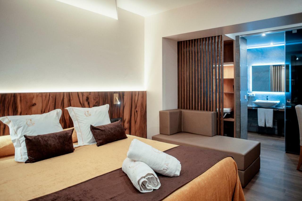 La Trobada Hotel Boutique Рипол Екстериор снимка